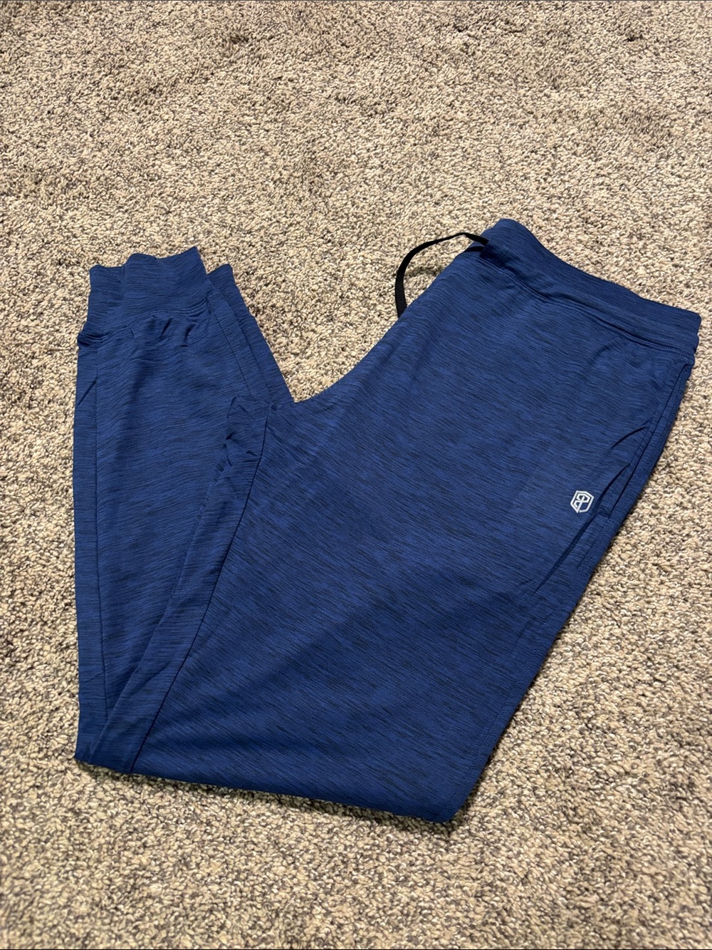 Born Primitive Men’s Rest Day Joggers size large NWT